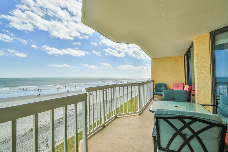 201 W Arctic Ave #212, Folly Beach, SC 29439