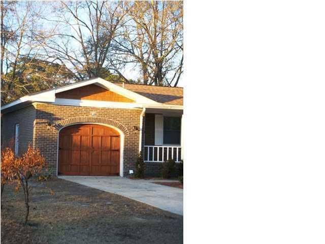 2846 Glouster St, North Charleston, SC 29420