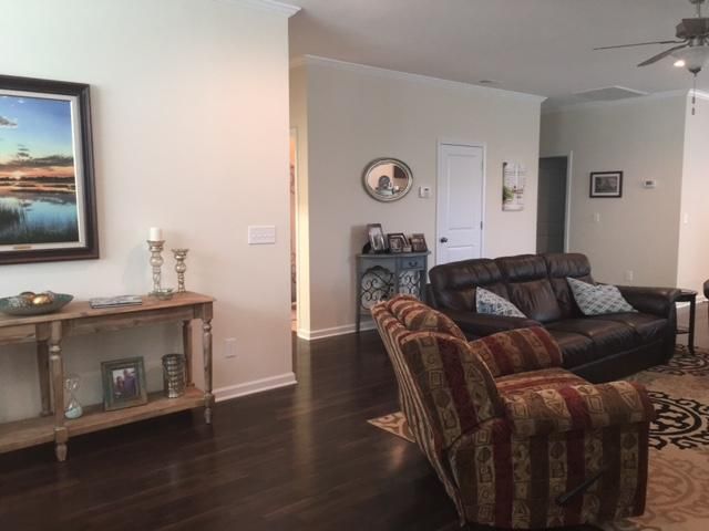 4940 Serene Ln, Hollywood, SC 29449