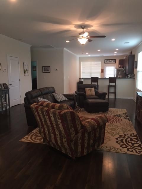 4940 Serene Ln, Hollywood, SC 29449