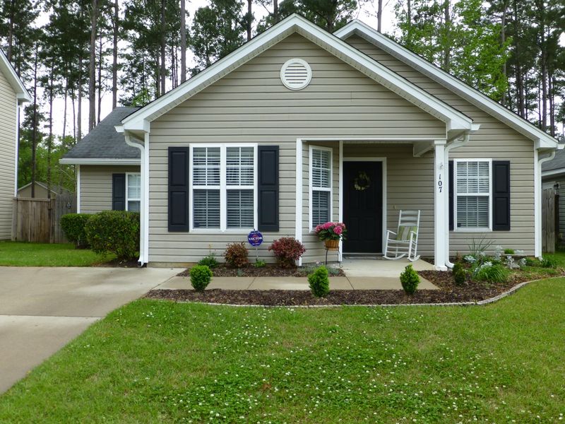 107 Avoncliff Ct, Summerville, SC 29483