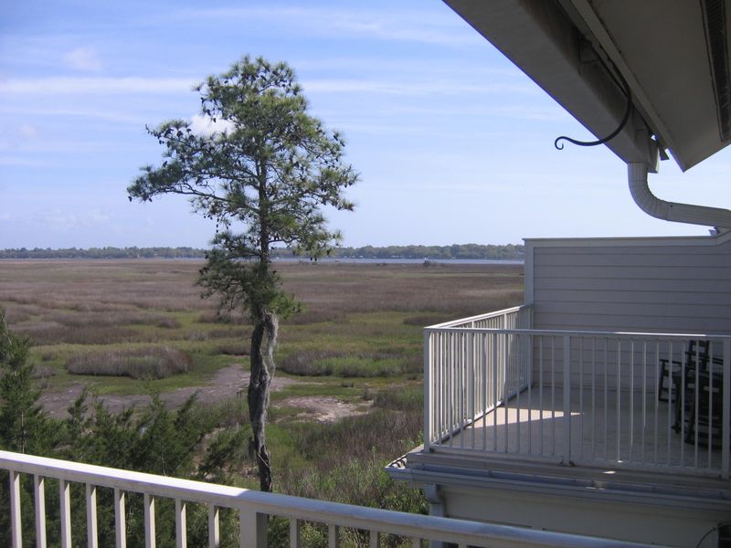 2426 Stono Watch Dr, Johns Island, SC 29455