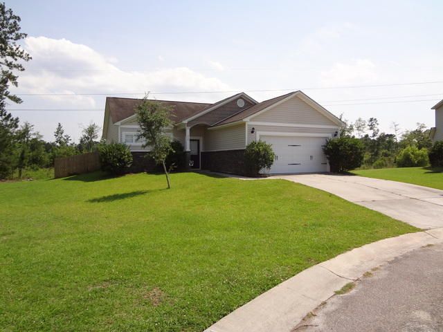 218 Summer View Rd, Summerville, SC 29483