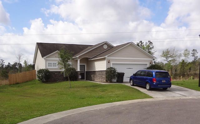 218 Summer View Rd, Summerville, SC 29483