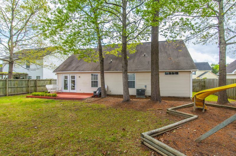 112 Egret Ln, Goose Creek, SC 29445