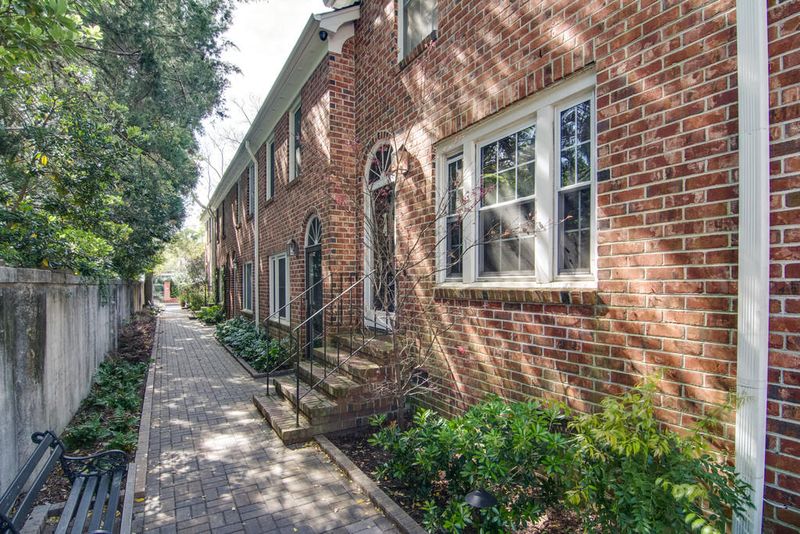 12 George St #6-A, Charleston, SC 29401