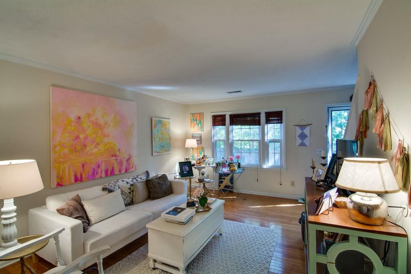 12 George St #6-A, Charleston, SC 29401