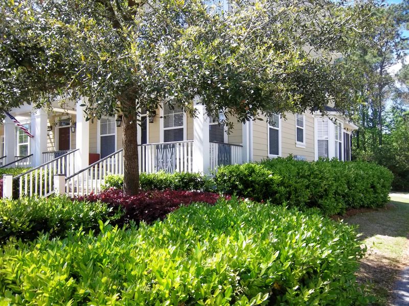 2916 Treadwell St, Mount Pleasant, SC 29466
