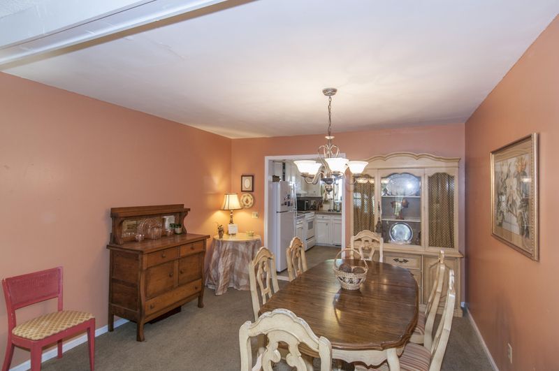 957 Myrtle Ct, Mount Pleasant, SC 29464
