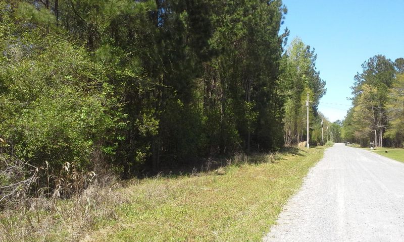 Lot 1 Hunt Dr, Huger, SC 29450