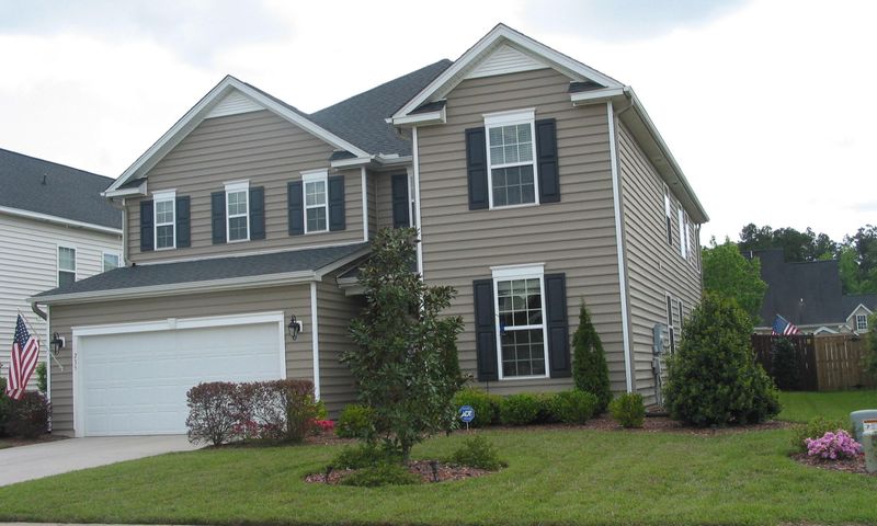 235 Berwick Dr, Summerville, SC 29483