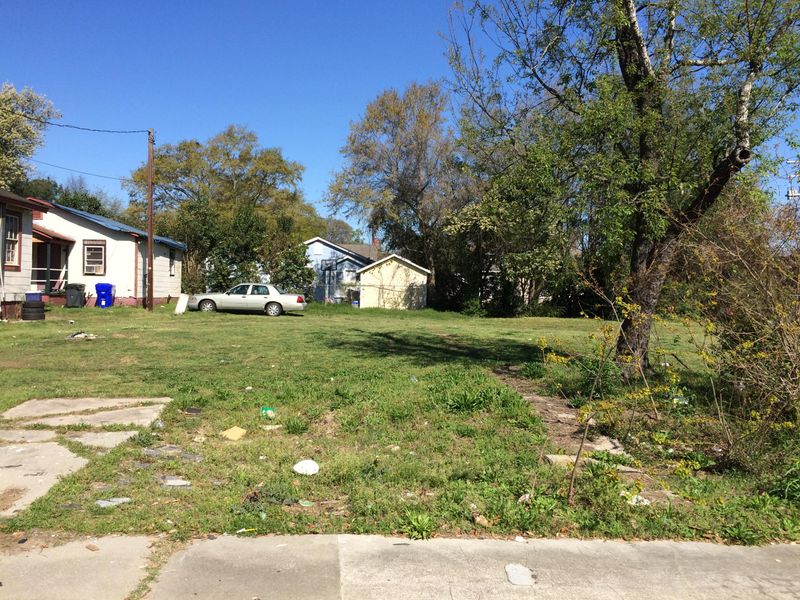 1820 Carlton St, North Charleston, SC 29405
