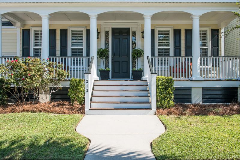 1313 Osmond Rd, Mount Pleasant, SC 29466
