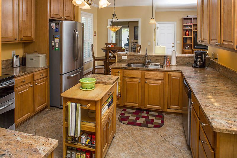 944 Crossing St, Charleston, SC 29492