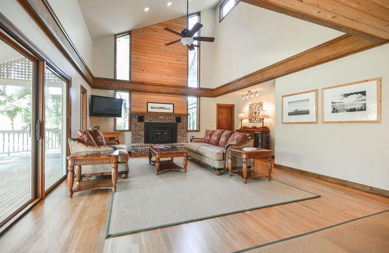3143 Seabrook Island Rd, Seabrook Island, SC 29455