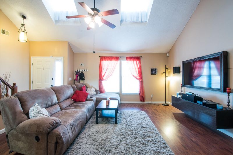 108 Kingsbridge Dr, Goose Creek, SC 29445