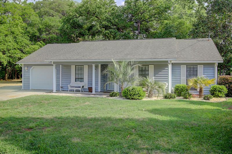1967 Vestry Dr, Charleston, SC 29414