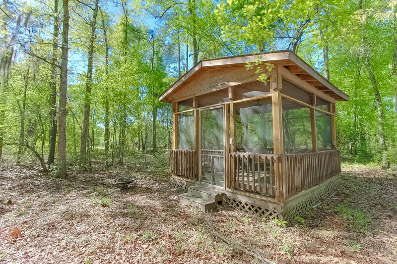 523 Cane Creek Rd, Cross, SC 29436