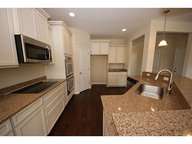 304 Spectrum Rd, Summerville, SC 29486