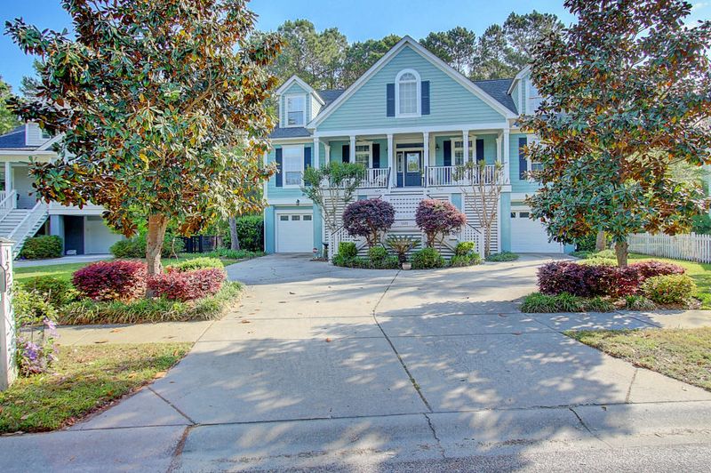 1525 Appling Dr, Mount Pleasant, SC 29464