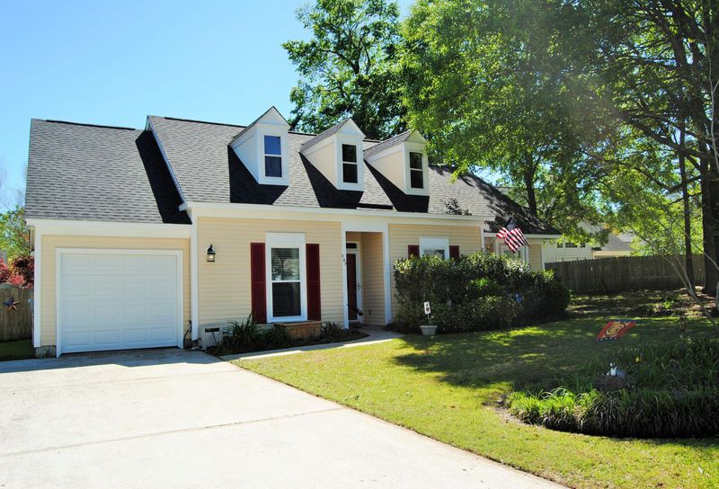 107 Millburgh Ln, Goose Creek, SC 29445