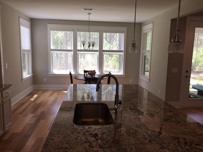 233 Weston Hall Dr, Summerville, SC 29483