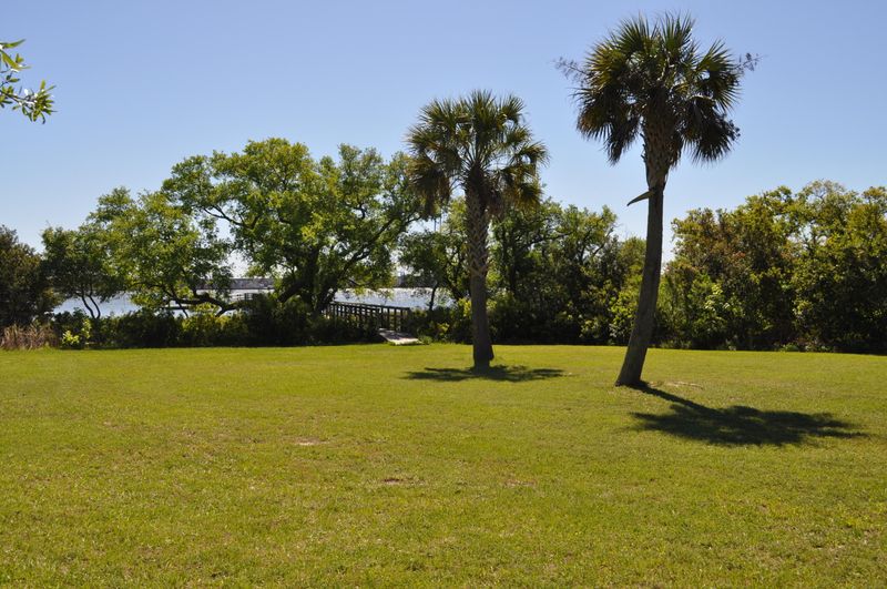 1440 Smythe St, Daniel Island, SC 29492