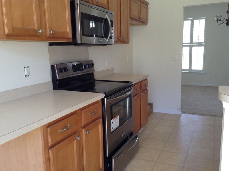 7209 Weavers Way, Hanahan, SC 29410