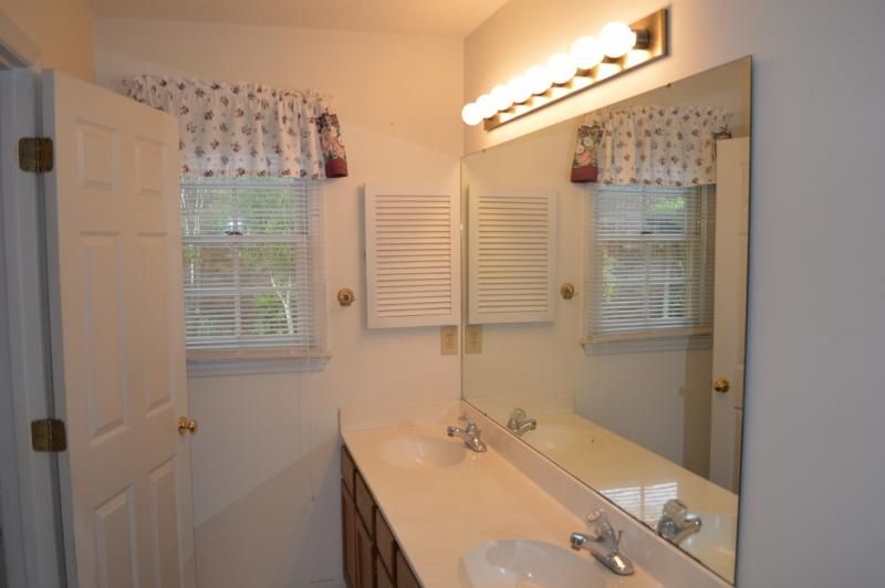 915 Portabella Ln, James Island, SC 29412