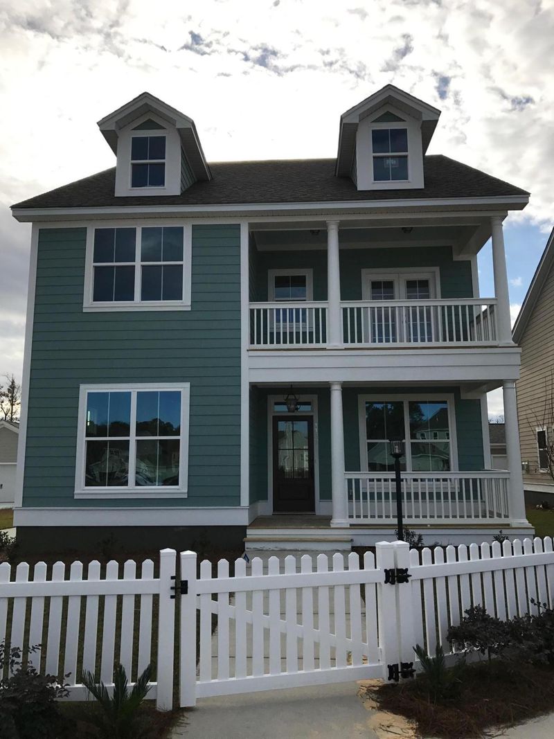 1169 Peacehaven St, Mount Pleasant, SC 29466