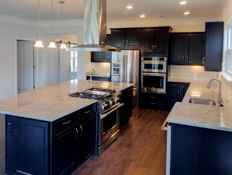 305 Regatta Way, Summerville, SC 29483