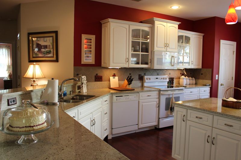 8756 Laurel Grove Ln, North Charleston, SC 29420