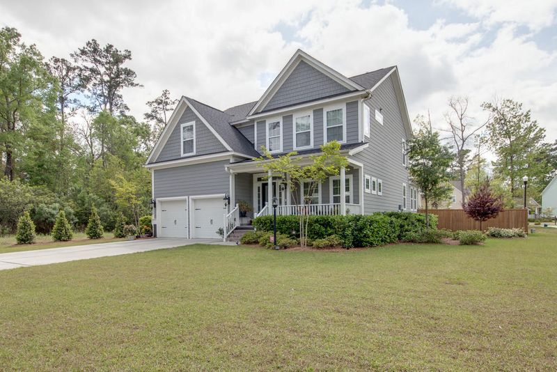 1008 Randy Kinard Ln, Hanahan, SC 29410