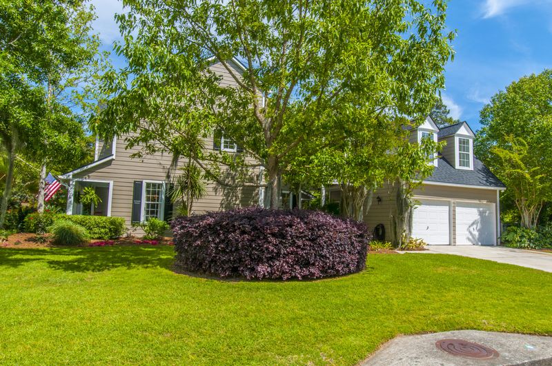 1399 Lakecrest Ct, Mount Pleasant, SC 29466