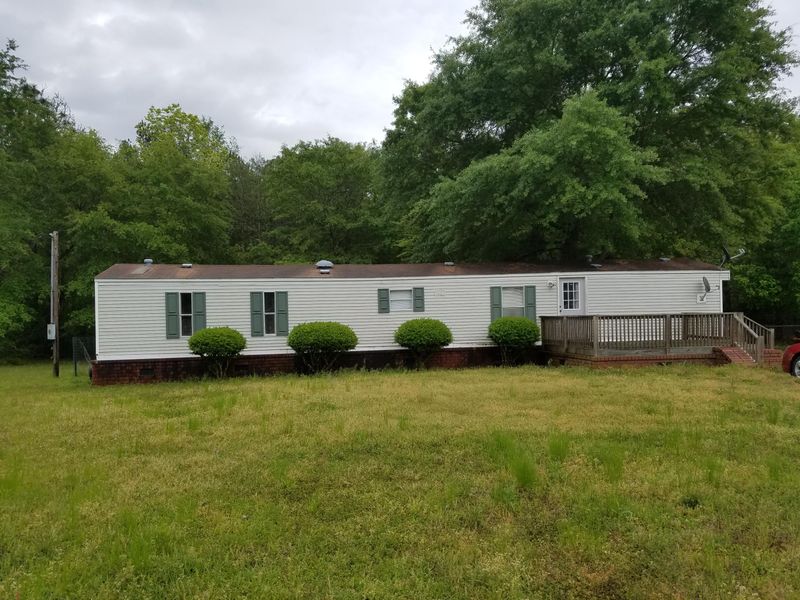 514 Pauline Dr, Bonneau, SC 29431