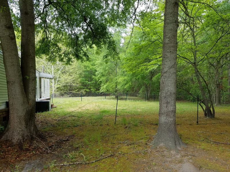 514 Pauline Dr, Bonneau, SC 29431