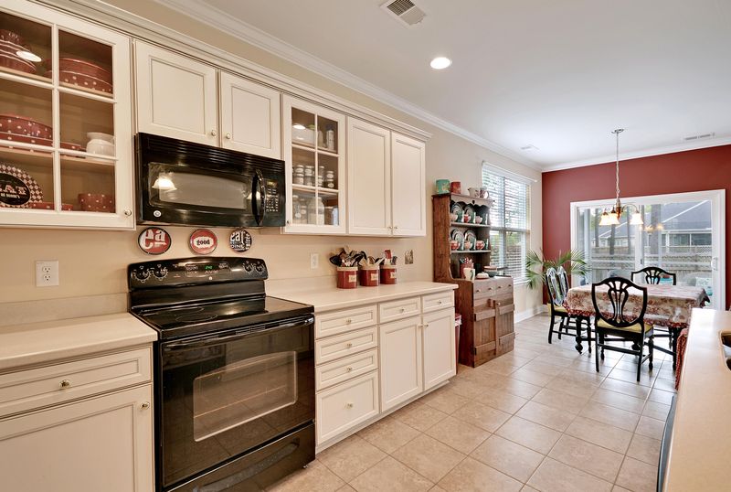 320 Freeland Way, Moncks Corner, SC 29461