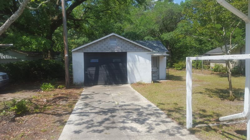 5623 Attaway St, North Charleston, SC 29406