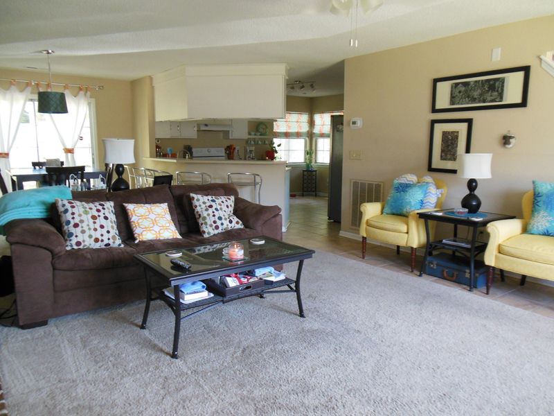 121 Lancelot Hall, North Charleston, SC 29418