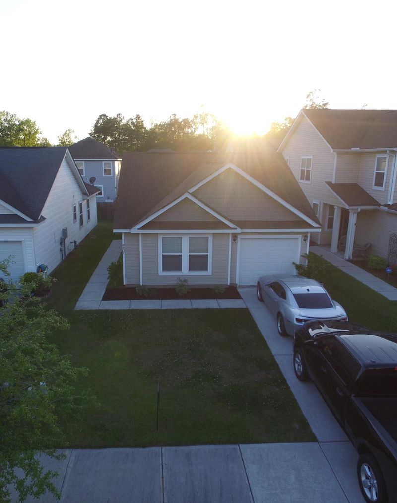 8807 Shadowglen Dr, North Charleston, SC 29420