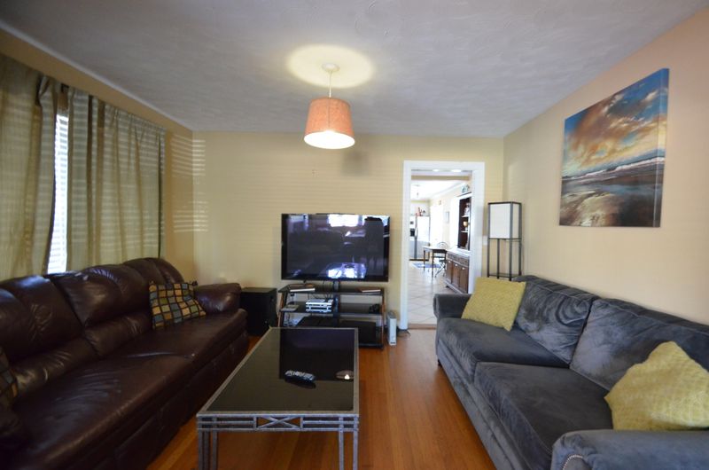 227 Saint Margaret St, Charleston, SC 29403