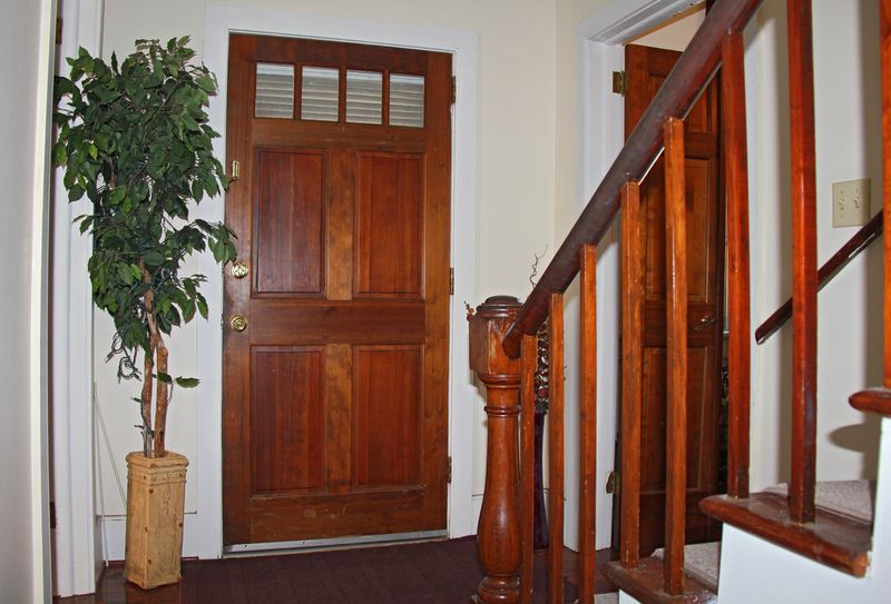 12 Clifford St, Charleston, SC 29401