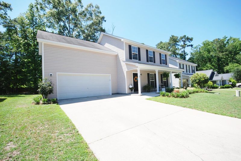 161 Trickle Dr, Summerville, SC 29483