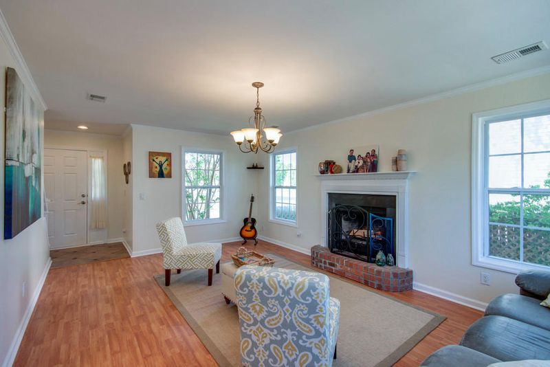 1410 Shore Pine Dr, Ladson, SC 29456