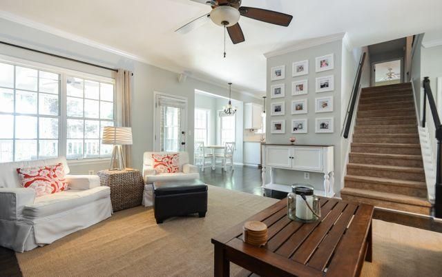 2068 Middleburg Ln, Mount Pleasant, SC 29464