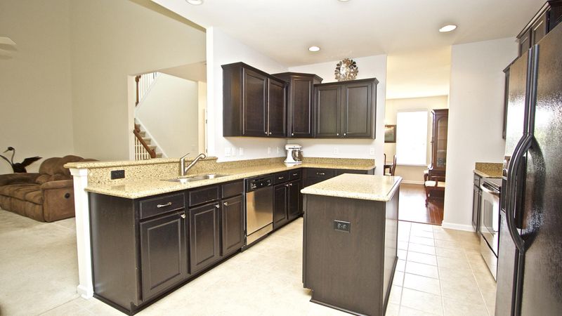 230 Palmetto Village Cir, Moncks Corner, SC 29461
