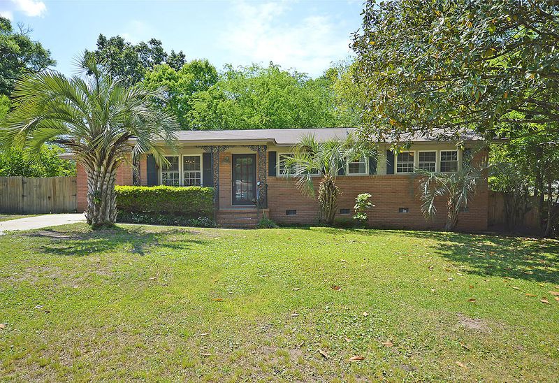 928 Dogwood Ct, Hanahan, SC 29410