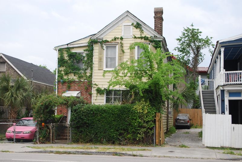 561 Meeting St, Charleston, SC 29403