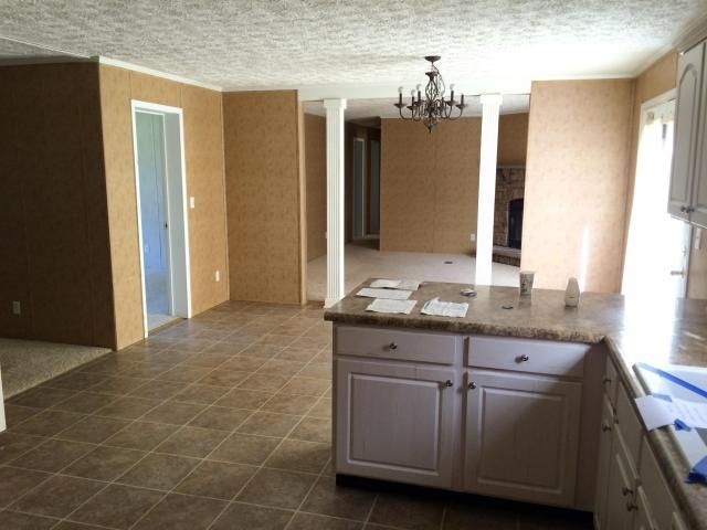 371 Gilmore Ln, Ridgeville, SC 29472