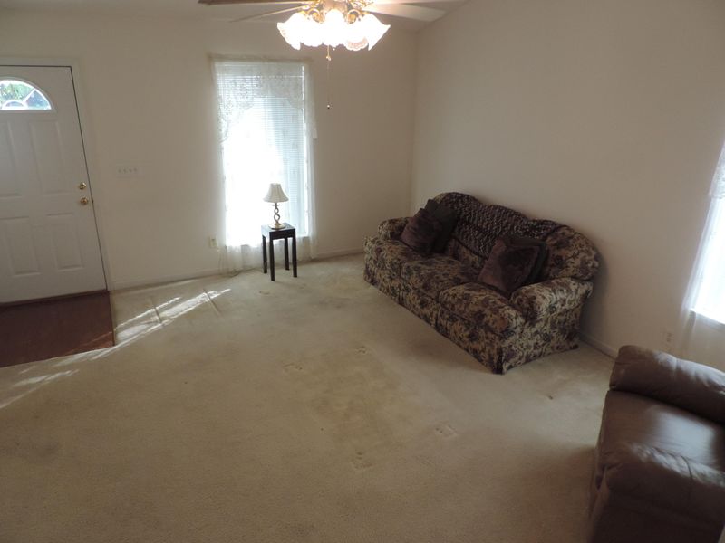 107 Coventry Rd, Summerville, SC 29483